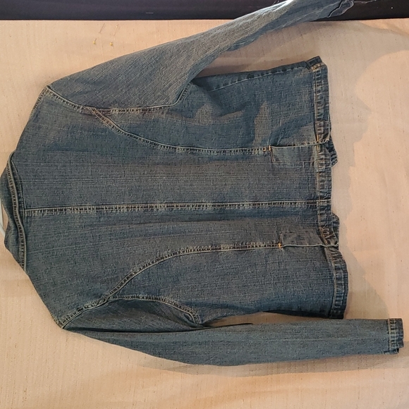 Ethyl denim jacket - Picture 3 of 3